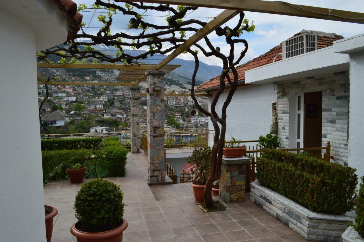 Villa Vila Ss Kekezi Gjirokastër Exterior foto