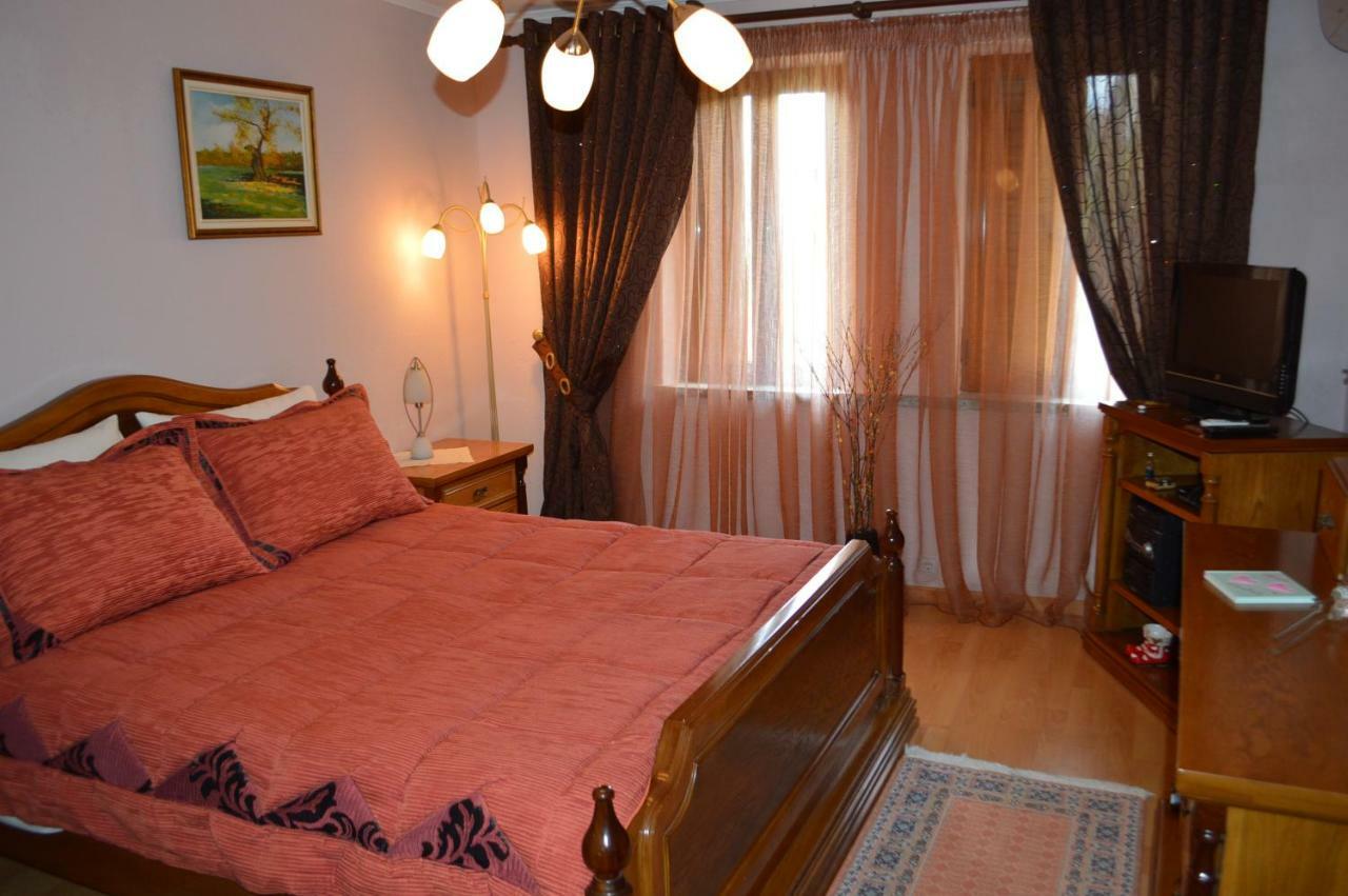 Villa Vila Ss Kekezi Gjirokastër Exterior foto